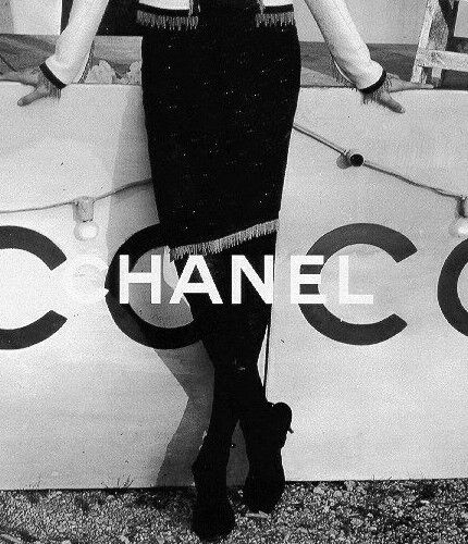 Chanel 2002 F/W Skirt w Metal Fringe FR36